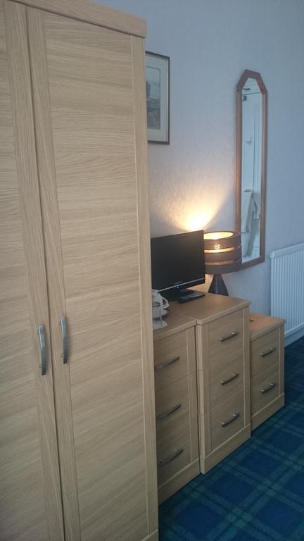 Crawfords Guest House Питерхед Экстерьер фото