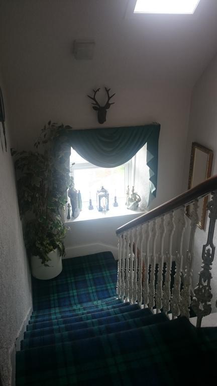 Crawfords Guest House Питерхед Экстерьер фото