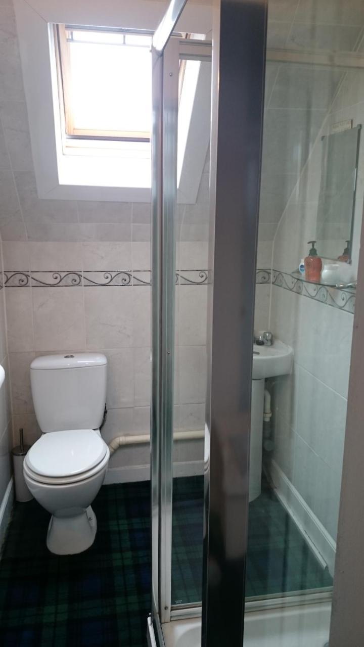 Crawfords Guest House Питерхед Экстерьер фото