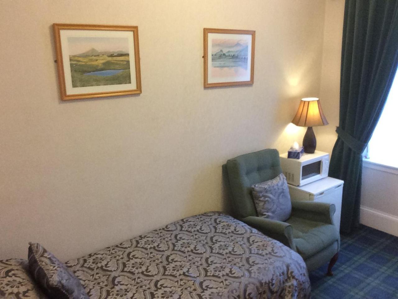 Crawfords Guest House Питерхед Экстерьер фото